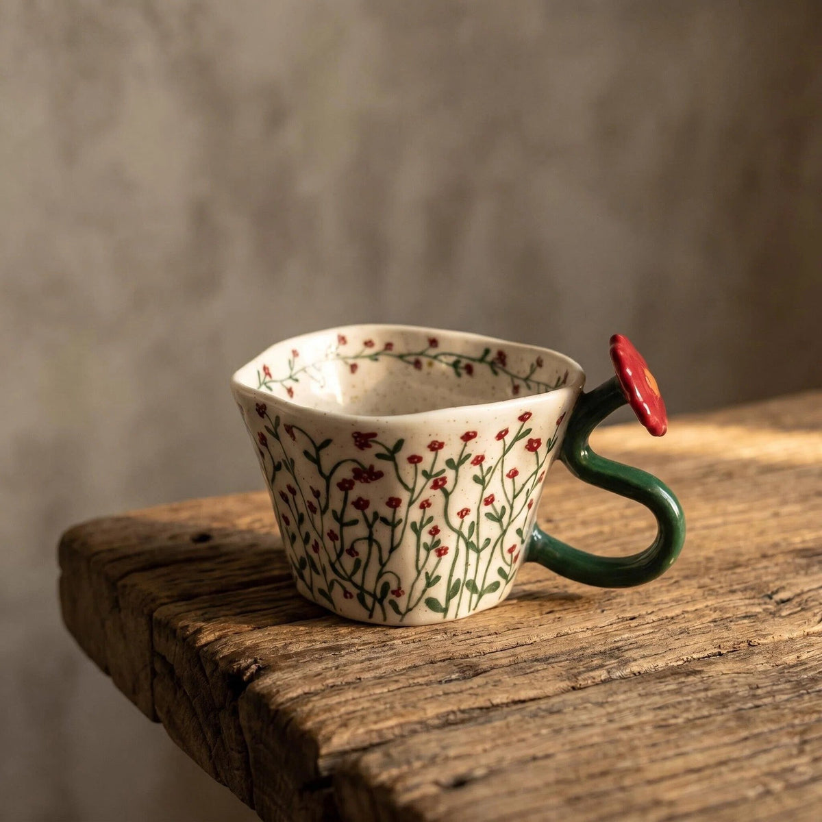 Musta 12 oz Ivory Ceramic Coffee Mug - 3D Red Flower Handle